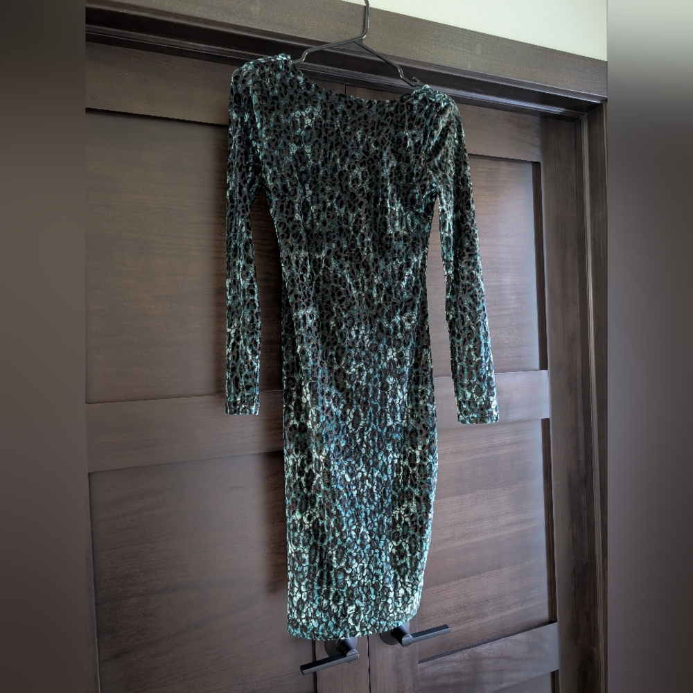 Elegant Green Leopard Print Dress